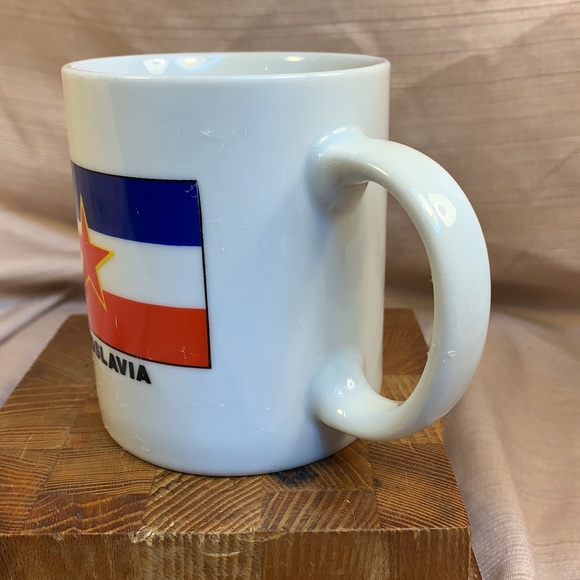 Vintage Yugoslavia cup in EUC - Picture 2 of 8